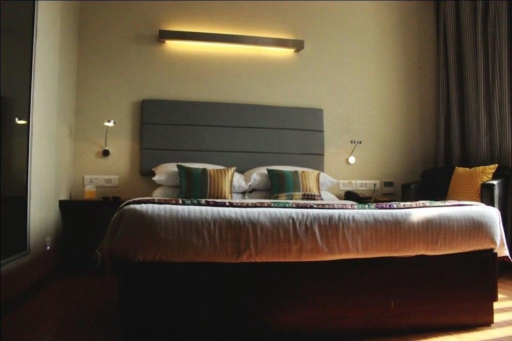 Keys Prima By Lemon Tree Hotels, Pimpri, Pune Dış mekan fotoğraf