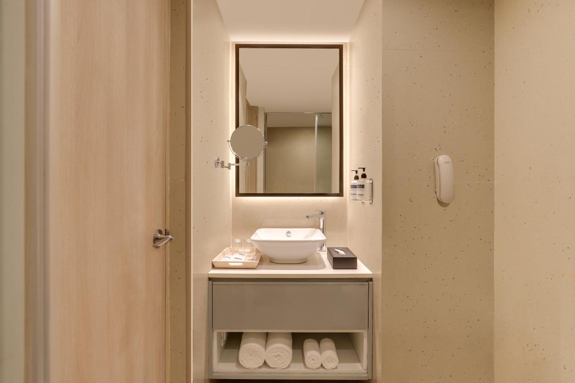 Keys Prima By Lemon Tree Hotels, Pimpri, Pune Dış mekan fotoğraf