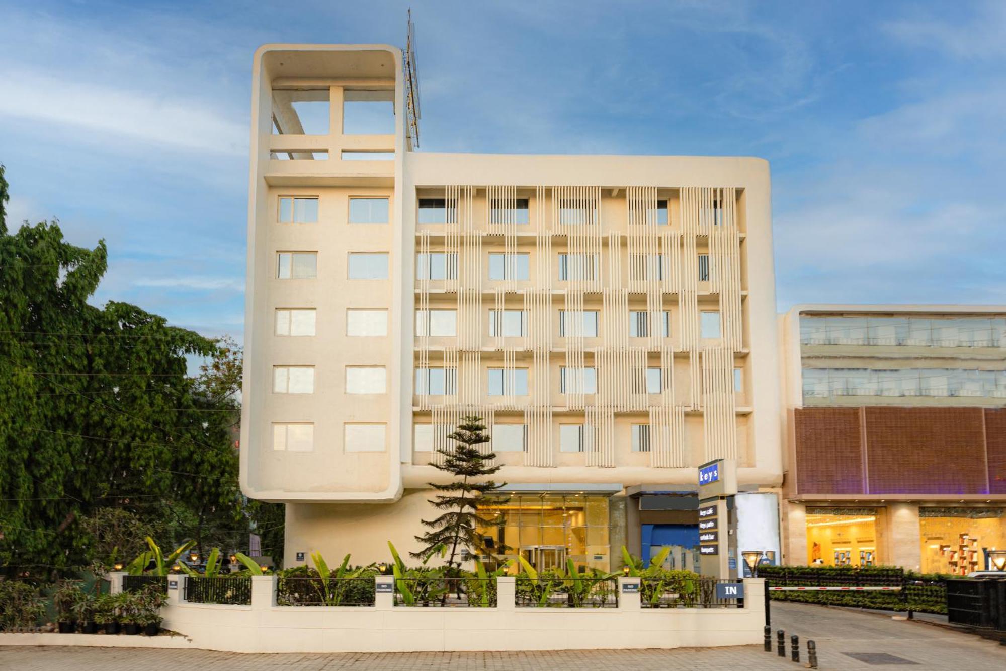 Keys Prima By Lemon Tree Hotels, Pimpri, Pune Dış mekan fotoğraf