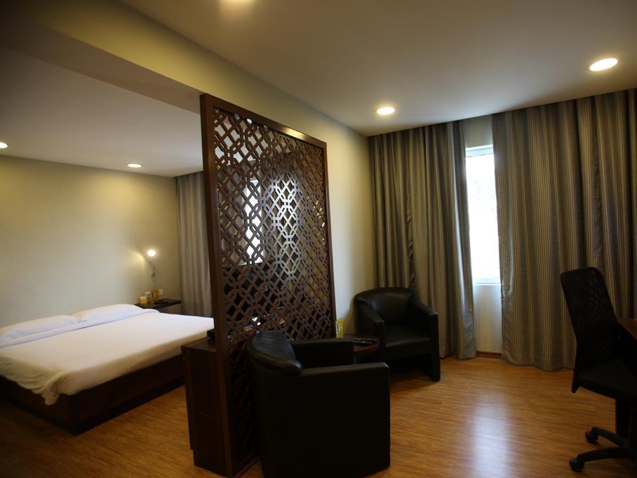 Keys Prima By Lemon Tree Hotels, Pimpri, Pune Dış mekan fotoğraf